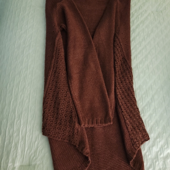 Design Lab pullover sweater - Picture 10 of 12